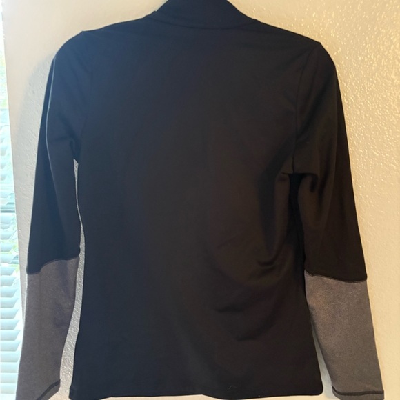 The North Face Women's Asphalt Gray Jacket - Picture 4 of 6